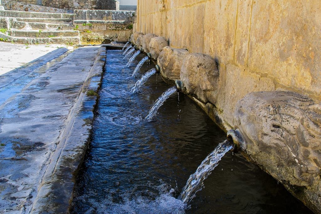 Fuente de los Trece Caños
